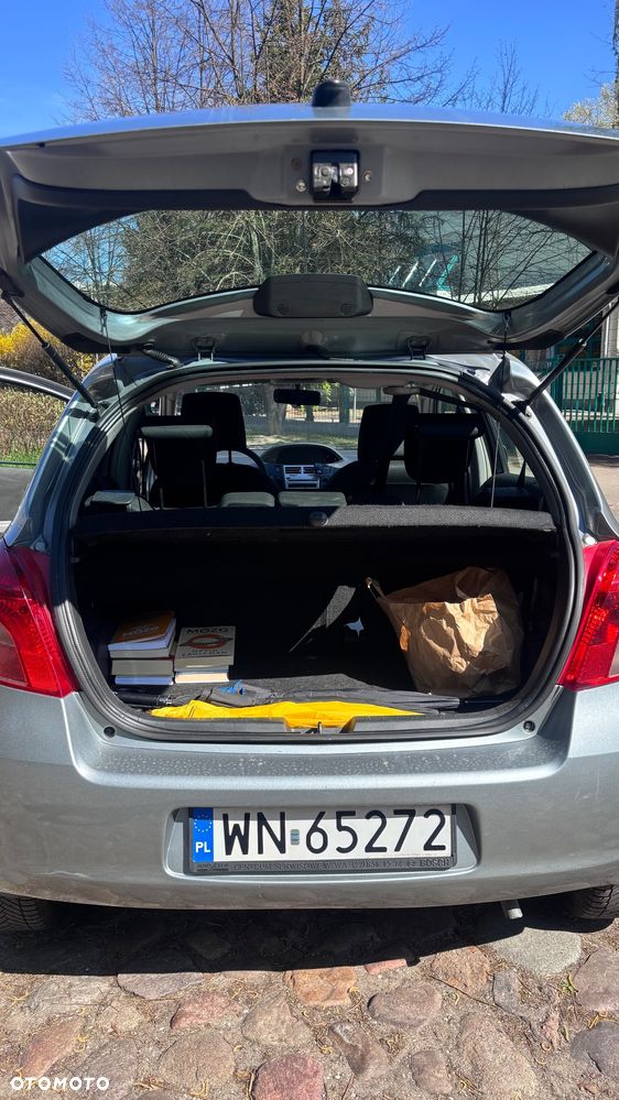 Toyota Yaris 1.0 Luna - 6