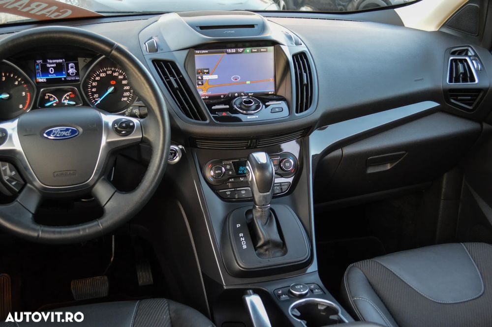 Ford Kuga 2.0 TDCi 4x4 Aut. Titanium - 24