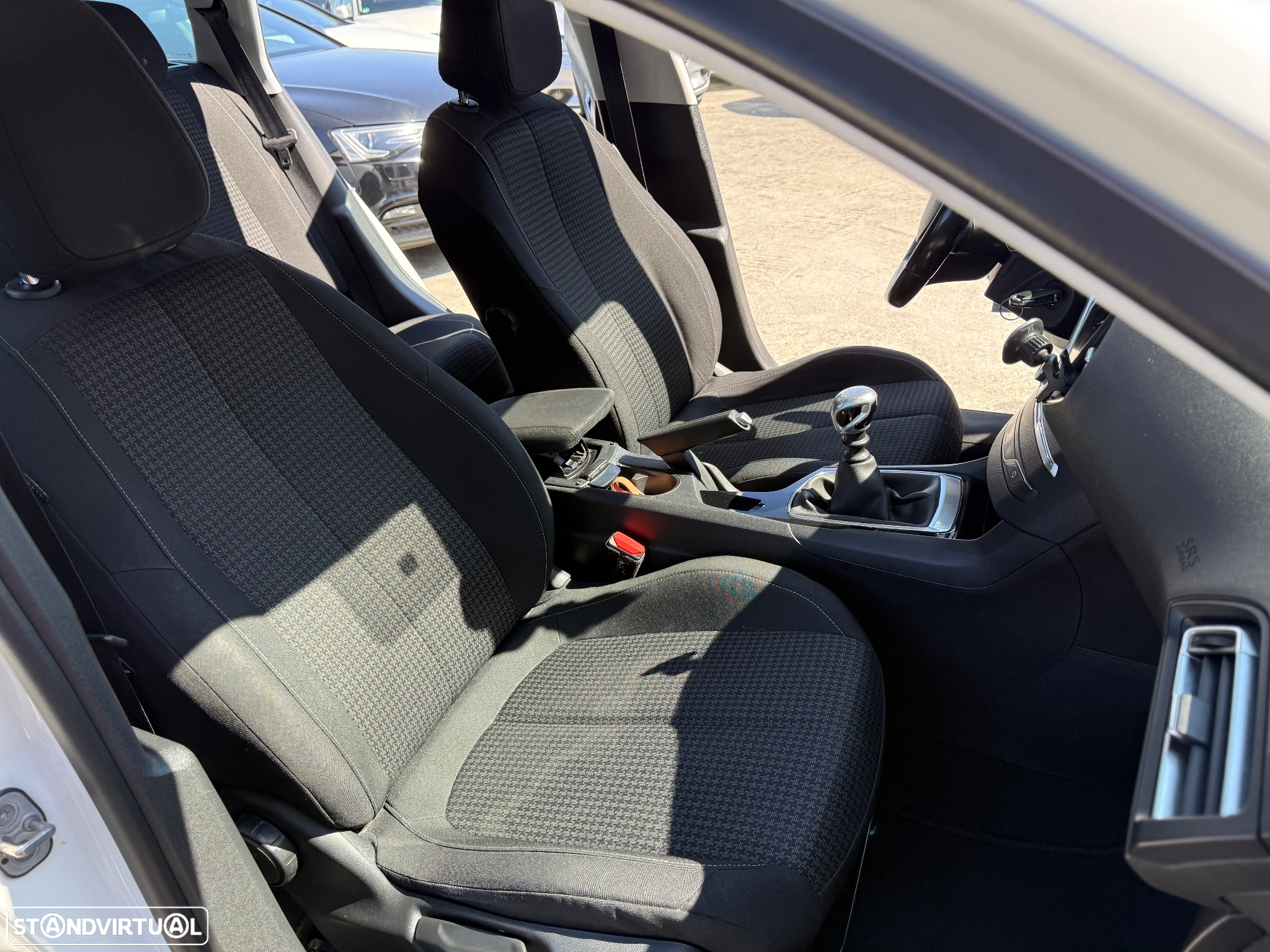 Peugeot 308 SW 1.6 BlueHDi Allure J17 - 9