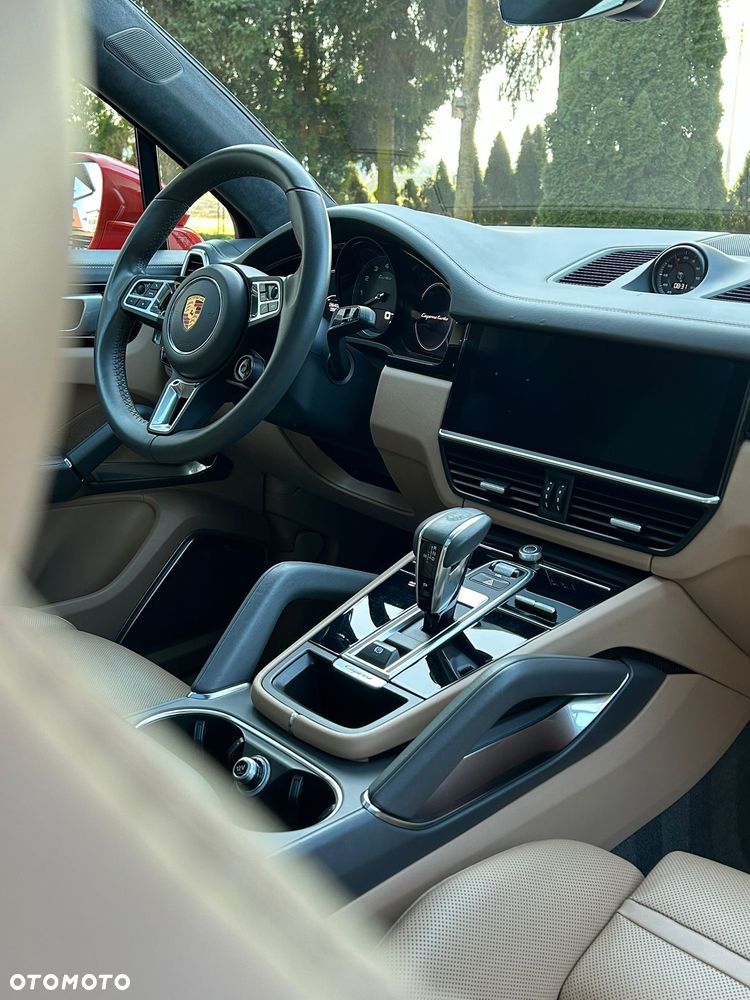 Porsche Cayenne - 11