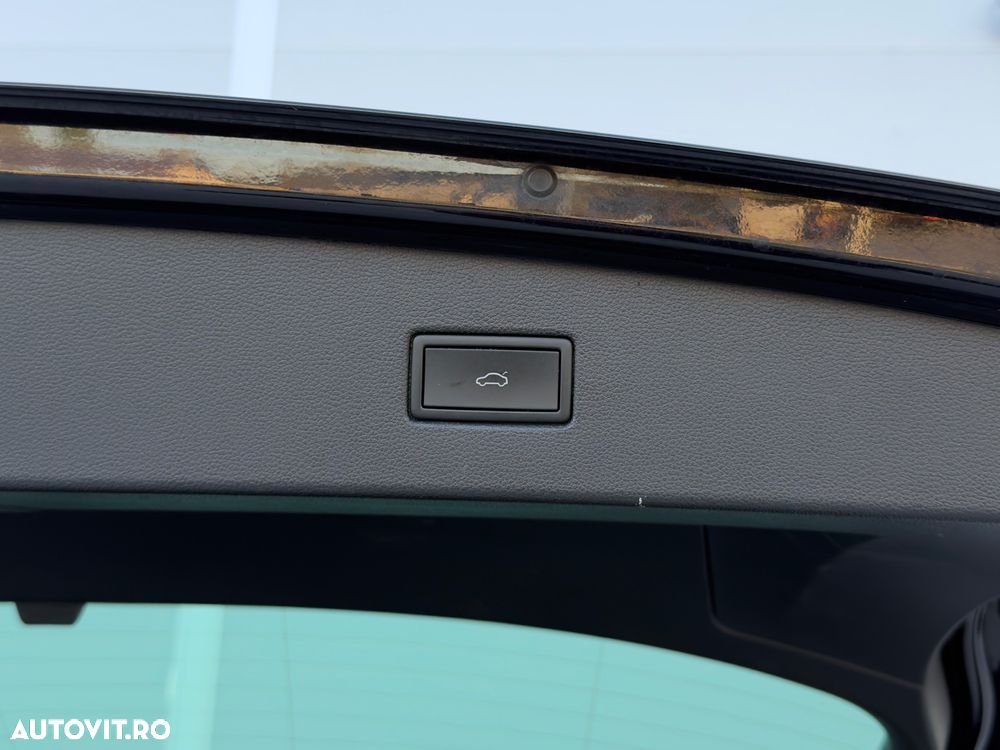 Volkswagen Tiguan 2.0 TDI SCR DSG ACTIVE - 11