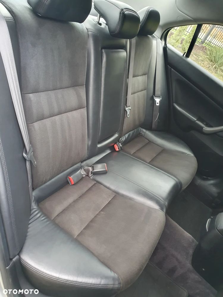 Honda Accord 2.0 i Automatik Executive - 21