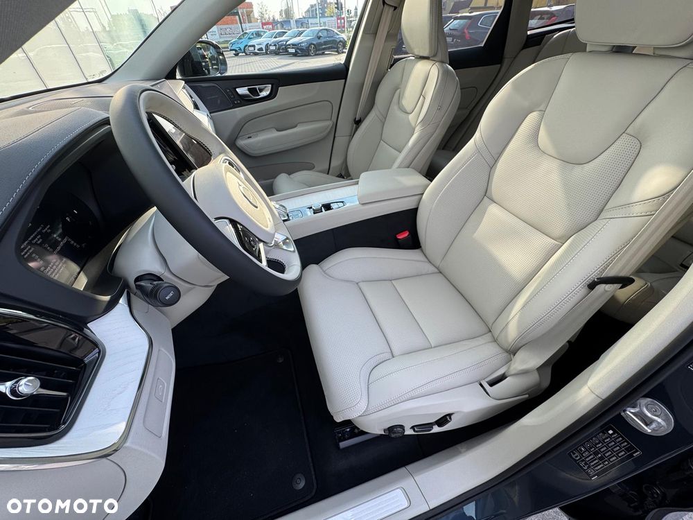 Volvo XC 60 B5 B AWD Ultra Dark - 14