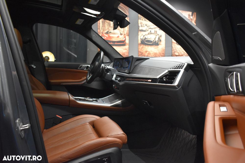 BMW X7 M60i xDrive - 10