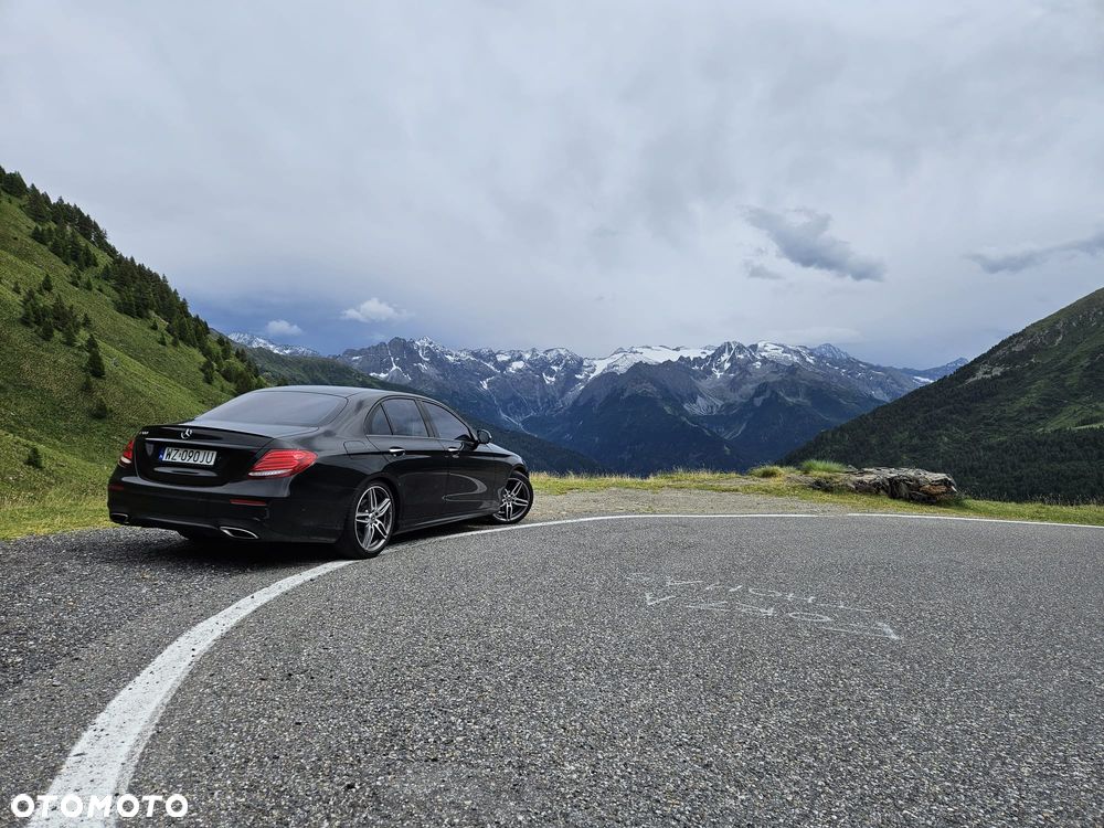 Mercedes-Benz Klasa E 300 9G-TRONIC - 34