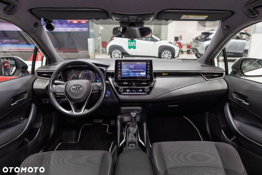 Toyota Corolla 1.8 Hybrid Comfort - 26