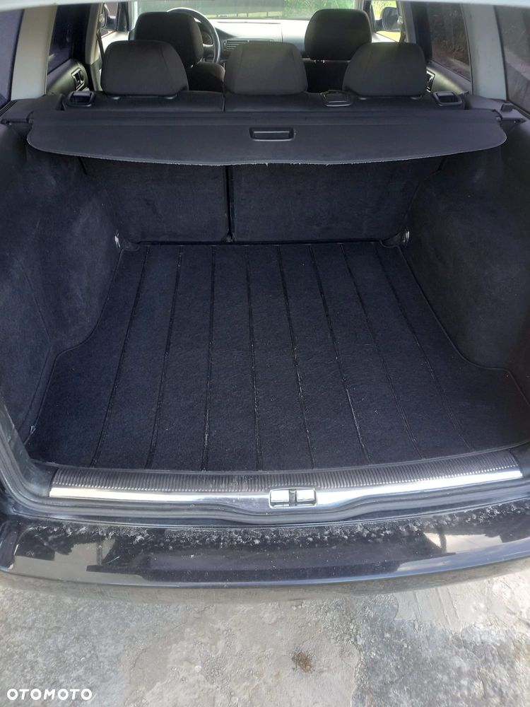 Volkswagen Passat - 5