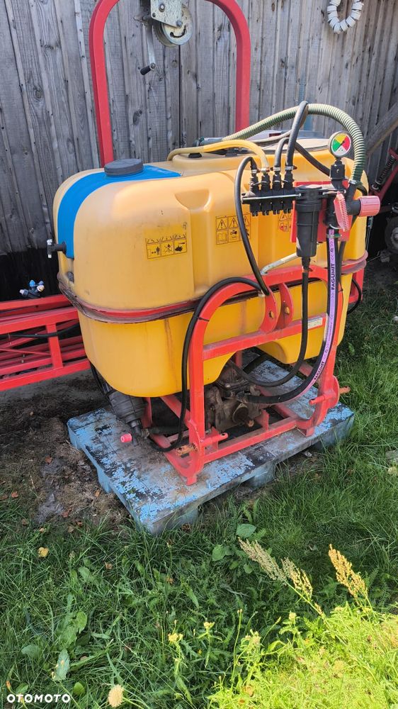 Inny Bizon, Zetor C 360 i maszyny rolnicze - 16