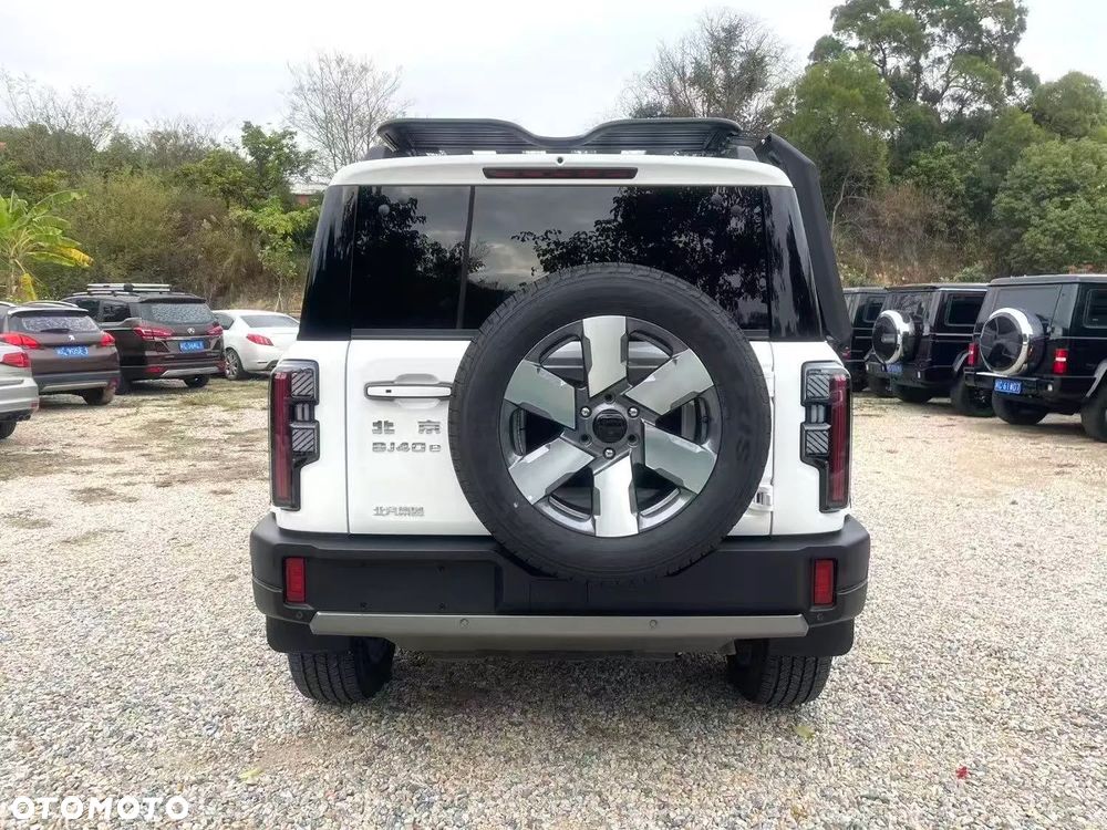 BAIC BJ40 - 5