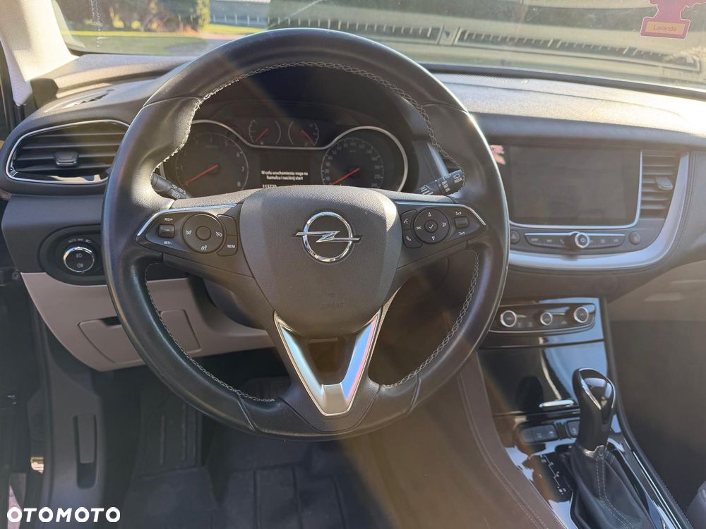 Opel Grandland X 1.2 T Innovation S&S - 8