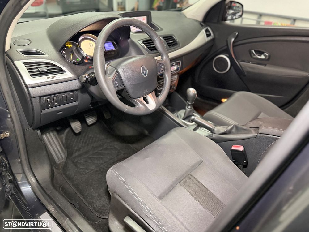Renault Mégane 1.5 dCi Dynamique S - 15