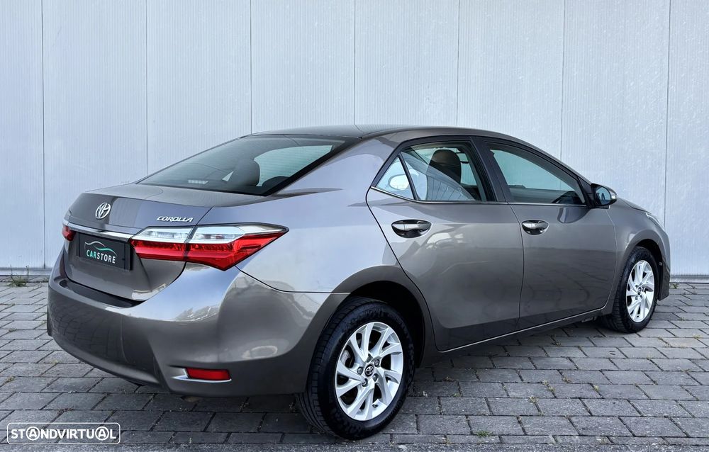 Toyota Corolla 1.4 D-4D Exclusive - 4
