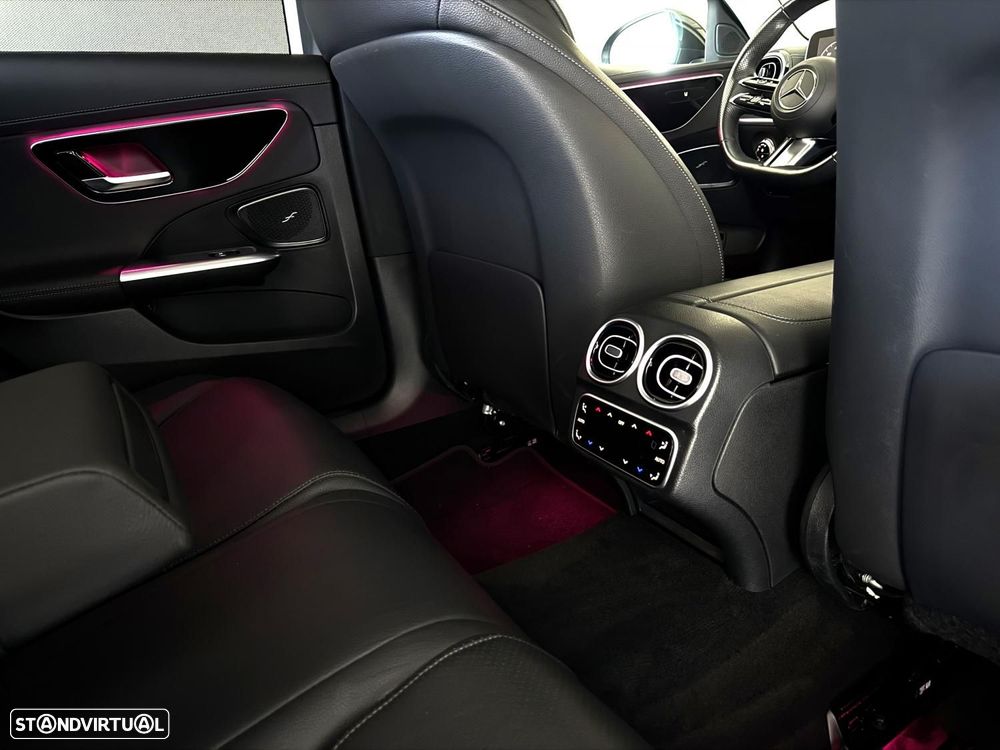 Mercedes-Benz C 300 - 38