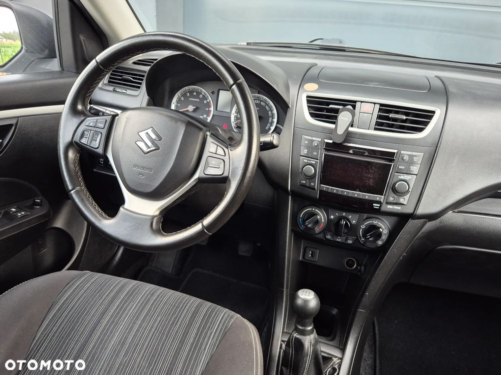Suzuki Swift - 12