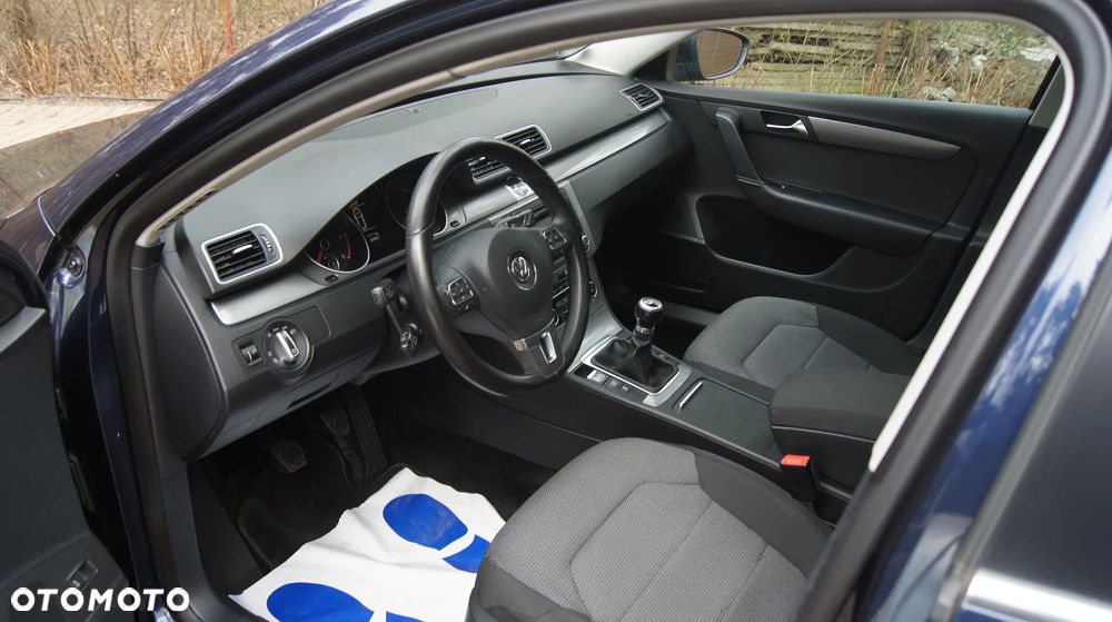 Volkswagen Passat Variant 2.0 TDI BlueMotion Technology Exclusive - 11
