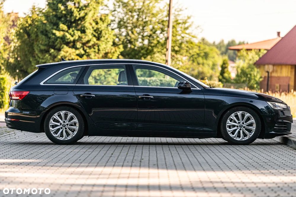 Audi A4 Avant 2.0 TDI S tronic - 16