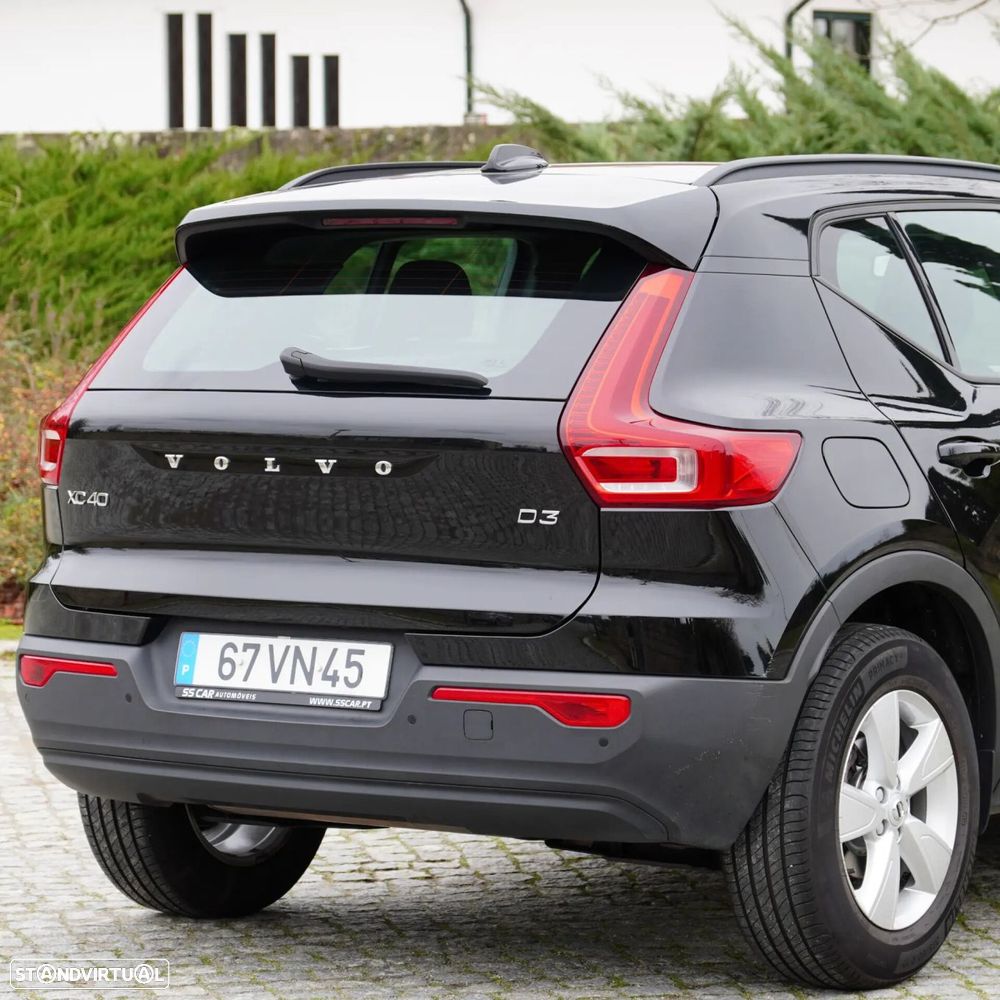 Volvo XC 40 2.0 D3 - 37