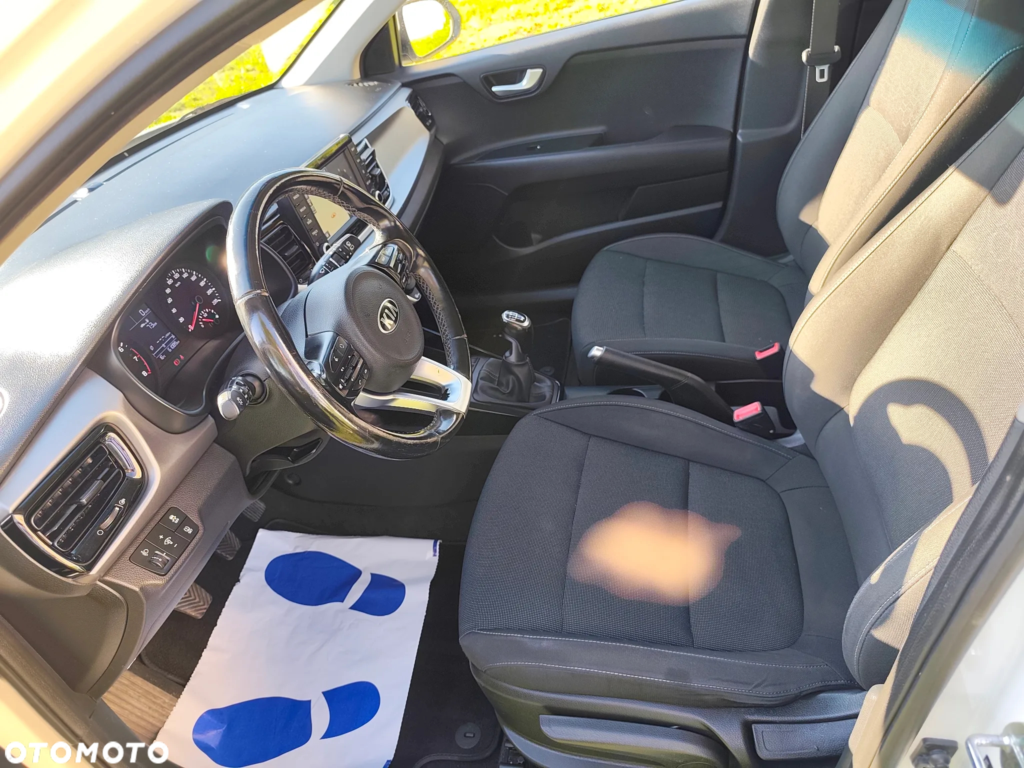 Kia Rio - 19