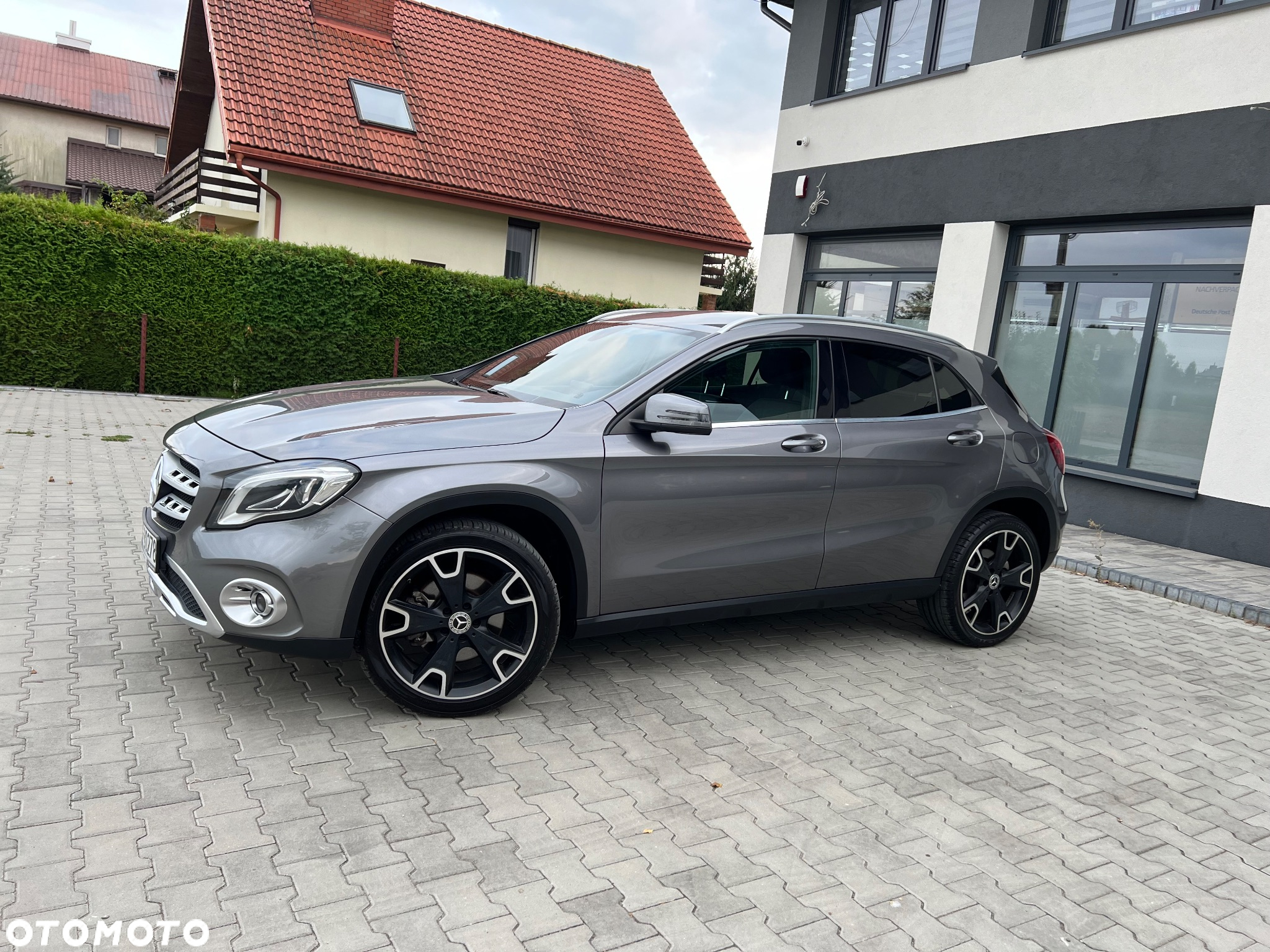 Mercedes-Benz GLA 250 7G-DCT AMG Line - 21