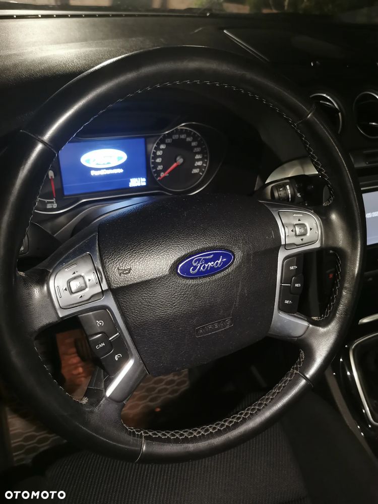 Ford S-Max 2.0 TDCi DPF Titanium - 8