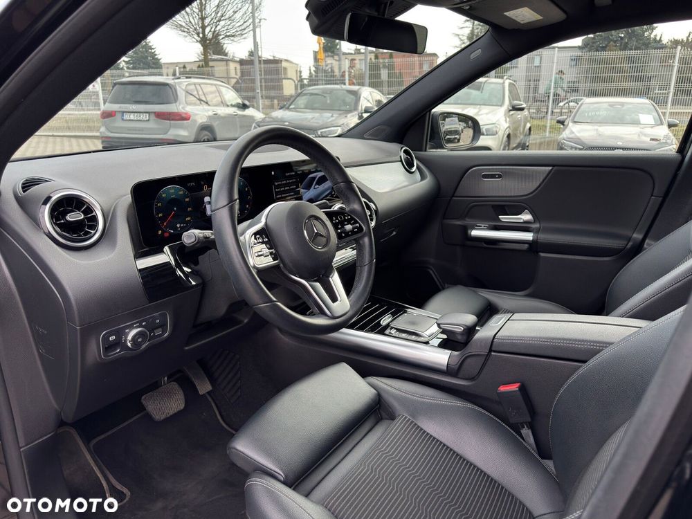 Mercedes-Benz GLA 200 Progressive - 13
