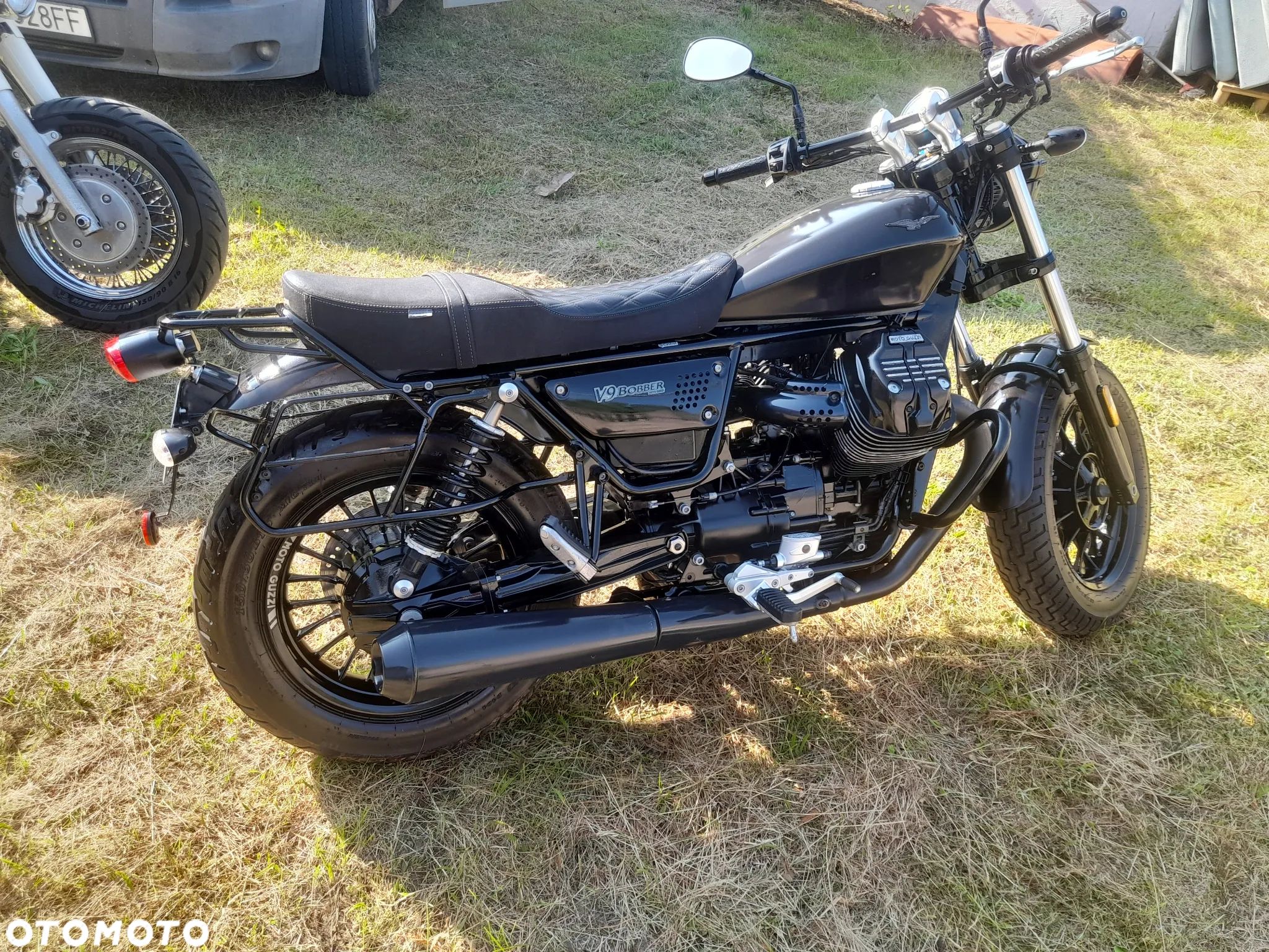 Moto Guzzi V9 - 1