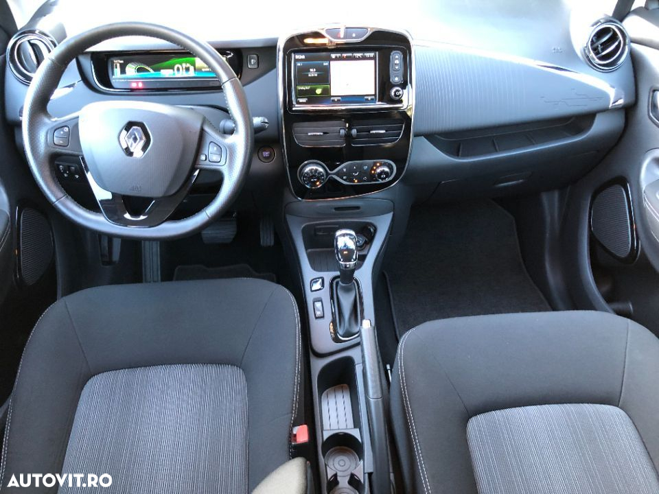 Renault ZOE Z.E. 40 LIFE - 8