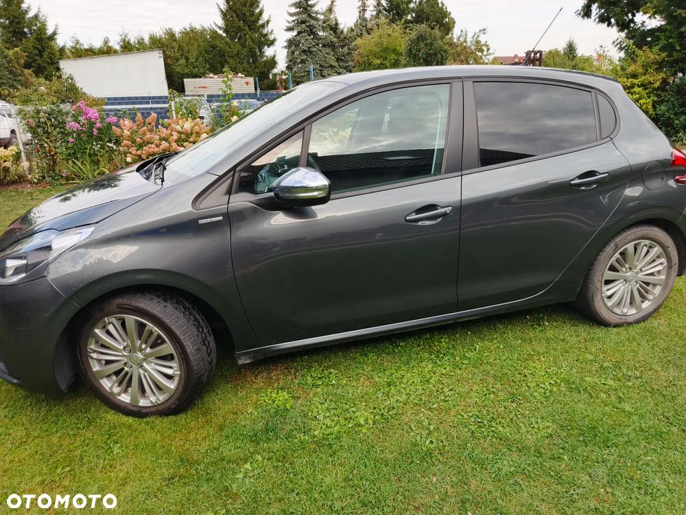 Peugeot 208 1.2 PureTech Style - 4