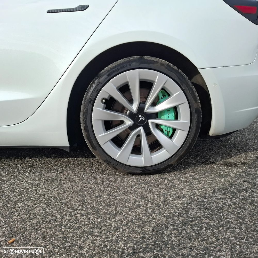 Tesla Model 3 - 7