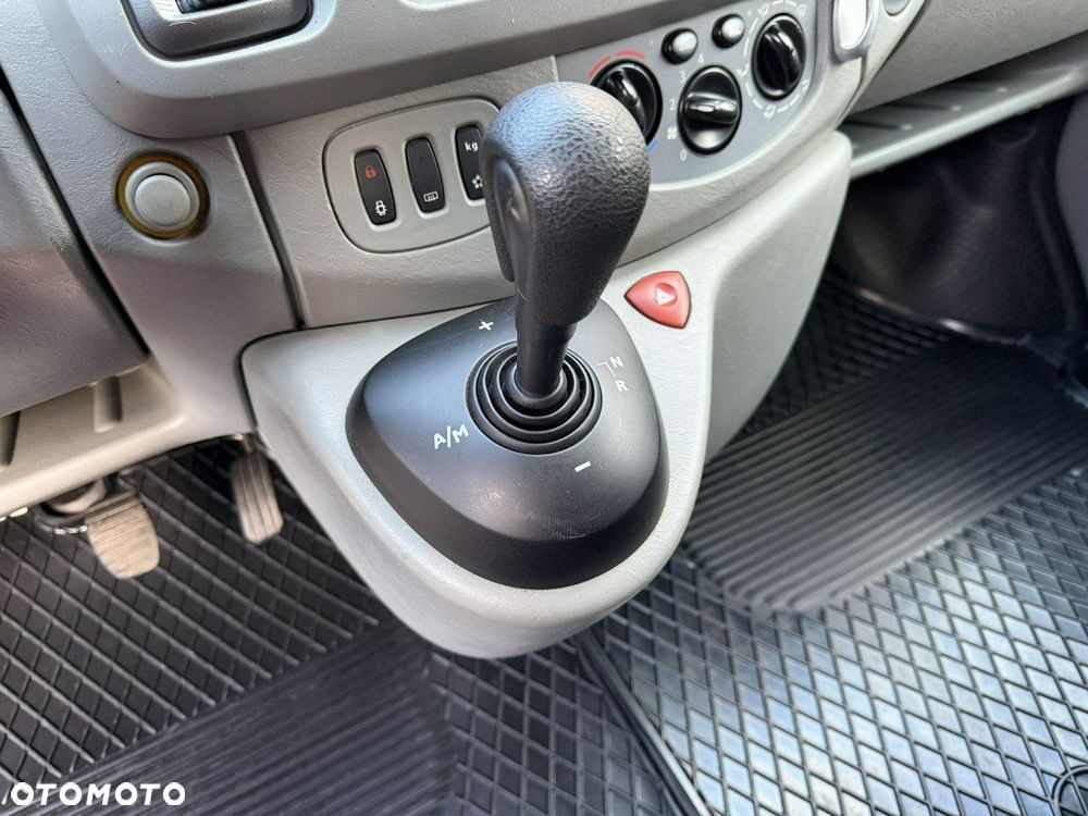 Opel Vivaro L2H1 2.9t Tecshift - 15