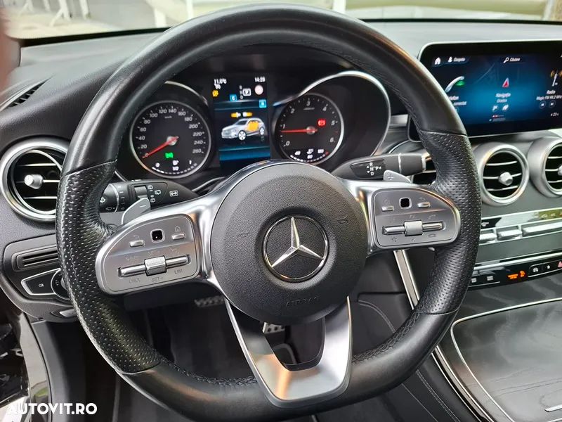 Mercedes-Benz GLC 220 d 4Matic 9G-TRONIC AMG Line Plus - 33