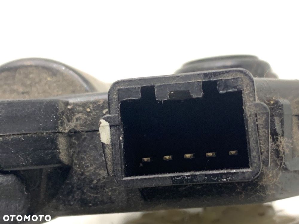 SILNIK NAGRZEWNICY  HYUNDAI ix35 (LM, EL, ELH) 2009 - 2022 2.0 CRDi 4WD 135 kW [184 KM] olej - 3