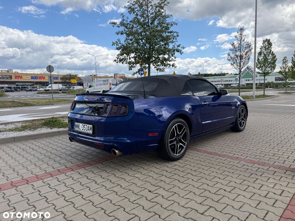 Ford Mustang 5.0 V8 GT - 22