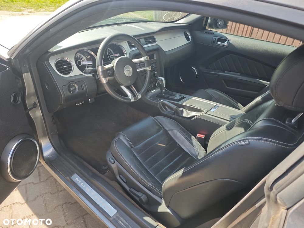 Ford Mustang 3.7 V6 Premium - 13