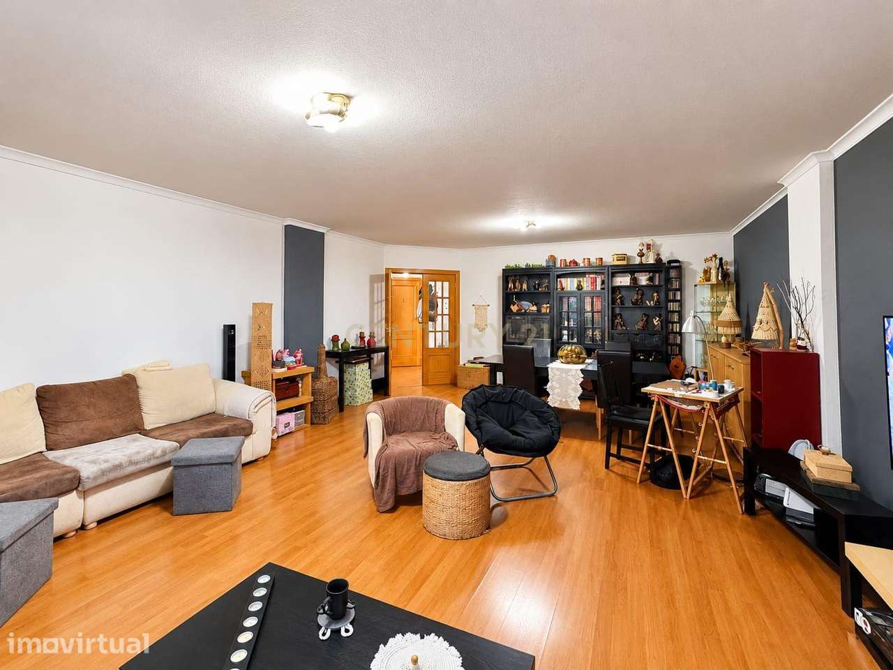Apartamento T4 com 168 m² e parqueamento no Alto das Vinhas – Montijo - Grande imagem: 2/26