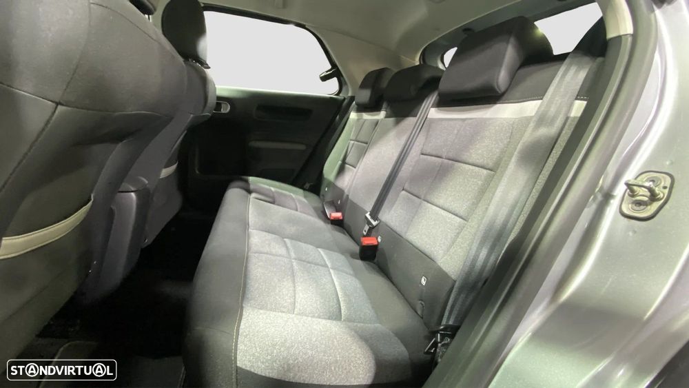 Citroën C4 Cactus - 11
