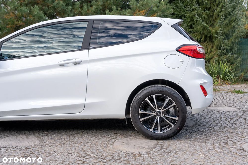Ford Fiesta 1.1 S&S TREND - 10