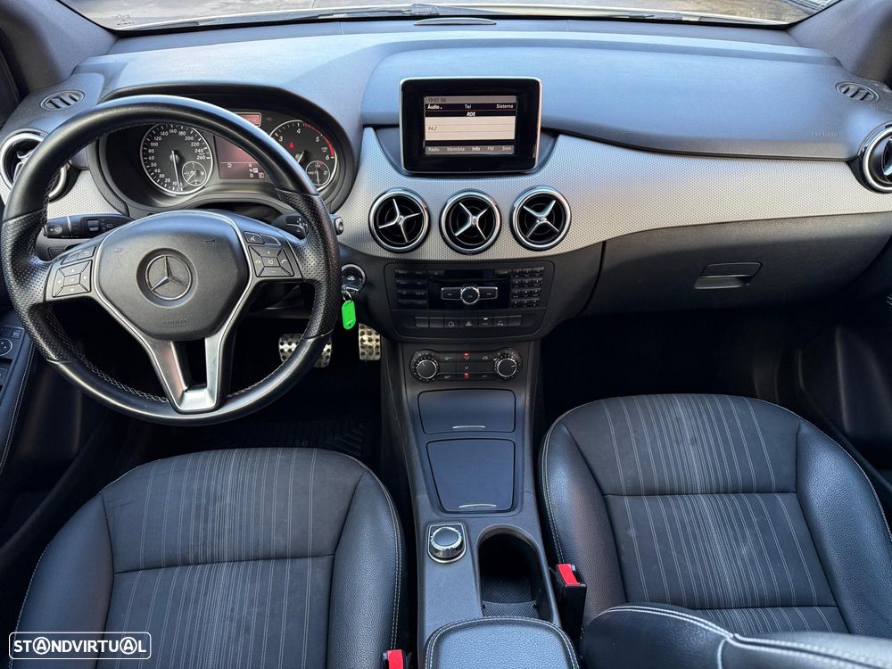 Mercedes-Benz B 180 CDI BlueEFFICIENCY Aut. - 18