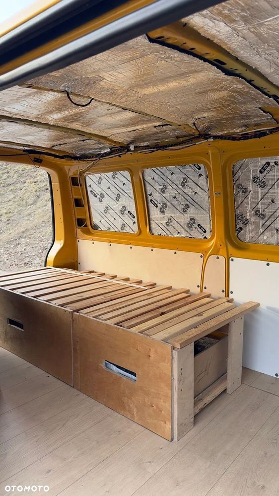 Volkswagen Transporter - 19