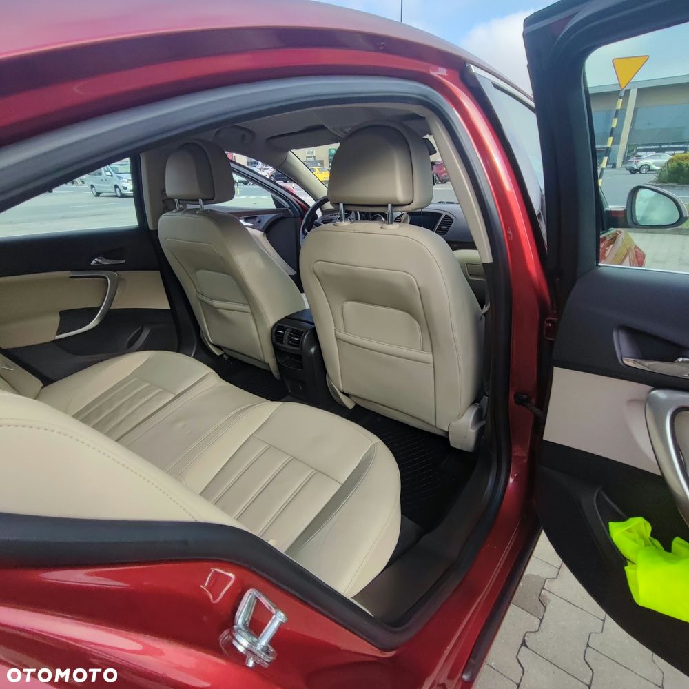 Opel Insignia - 28