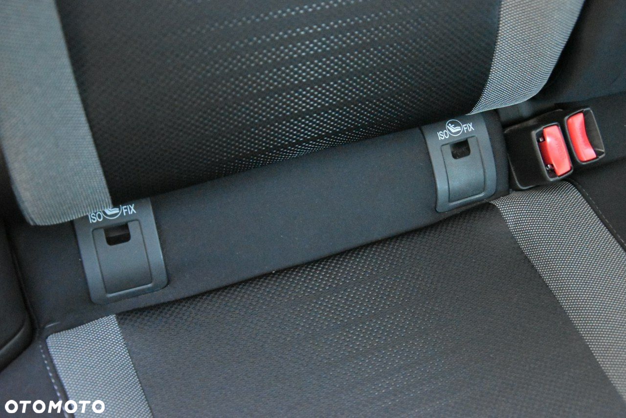 Nissan Qashqai - 12