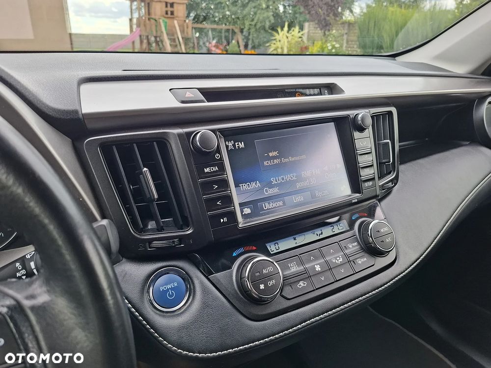 Toyota RAV4 - 22