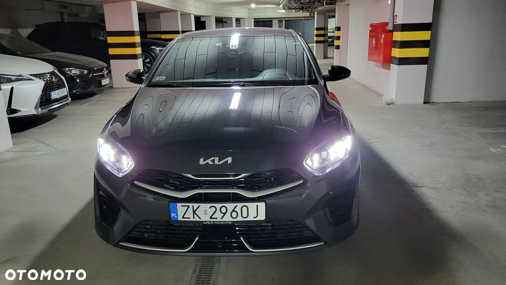 Kia ProCeed - 10