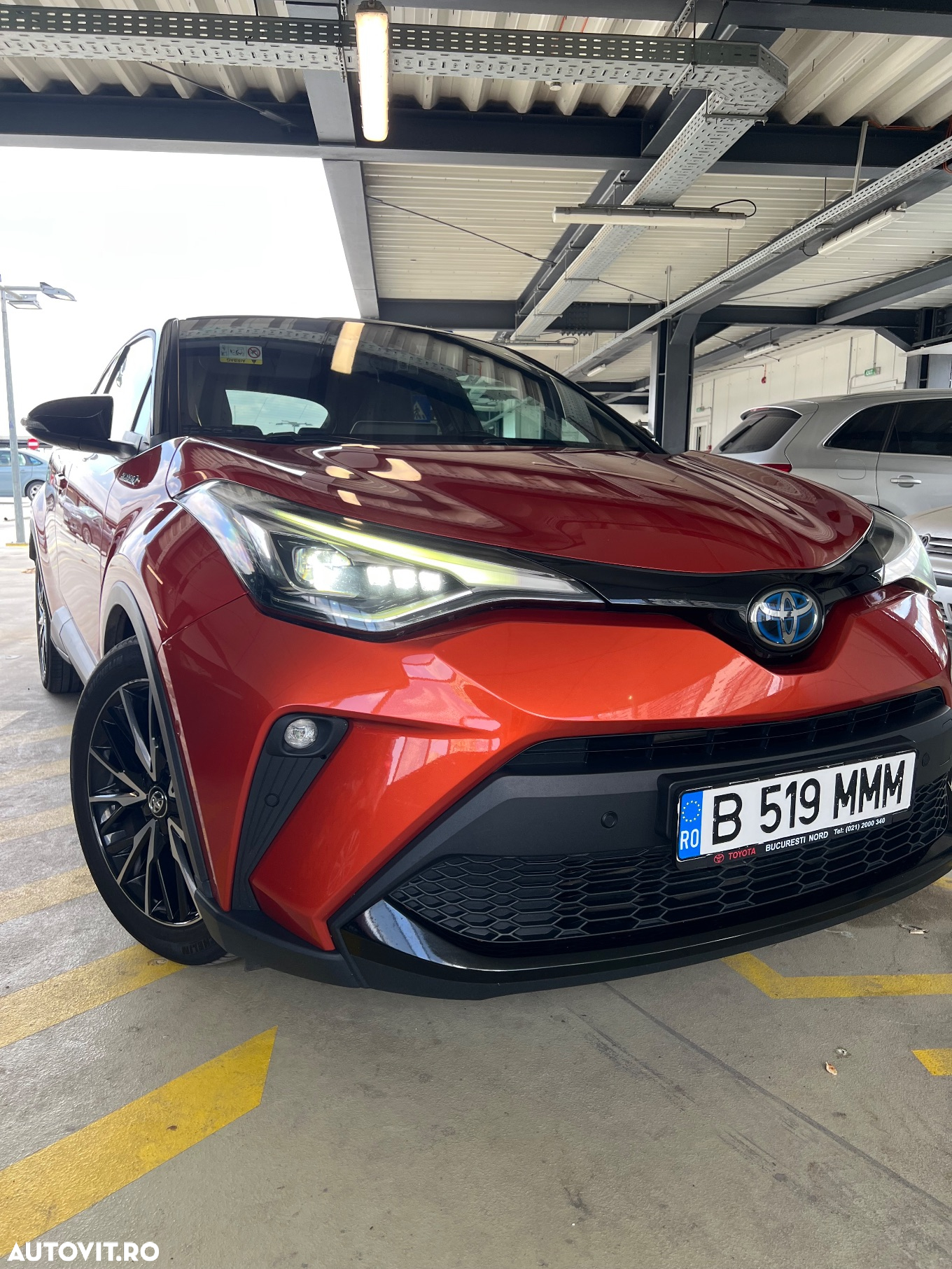Toyota C-HR 2.0 HSD 184 CP 4x2 CVT C-lassy bi-tone - 8