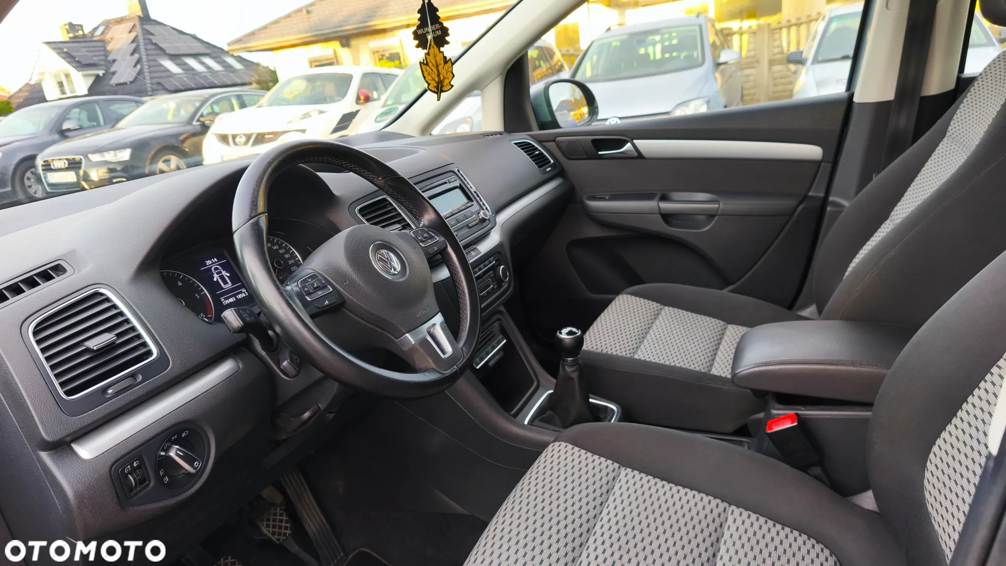 Volkswagen Sharan 2.0 TDI Trendline - 14