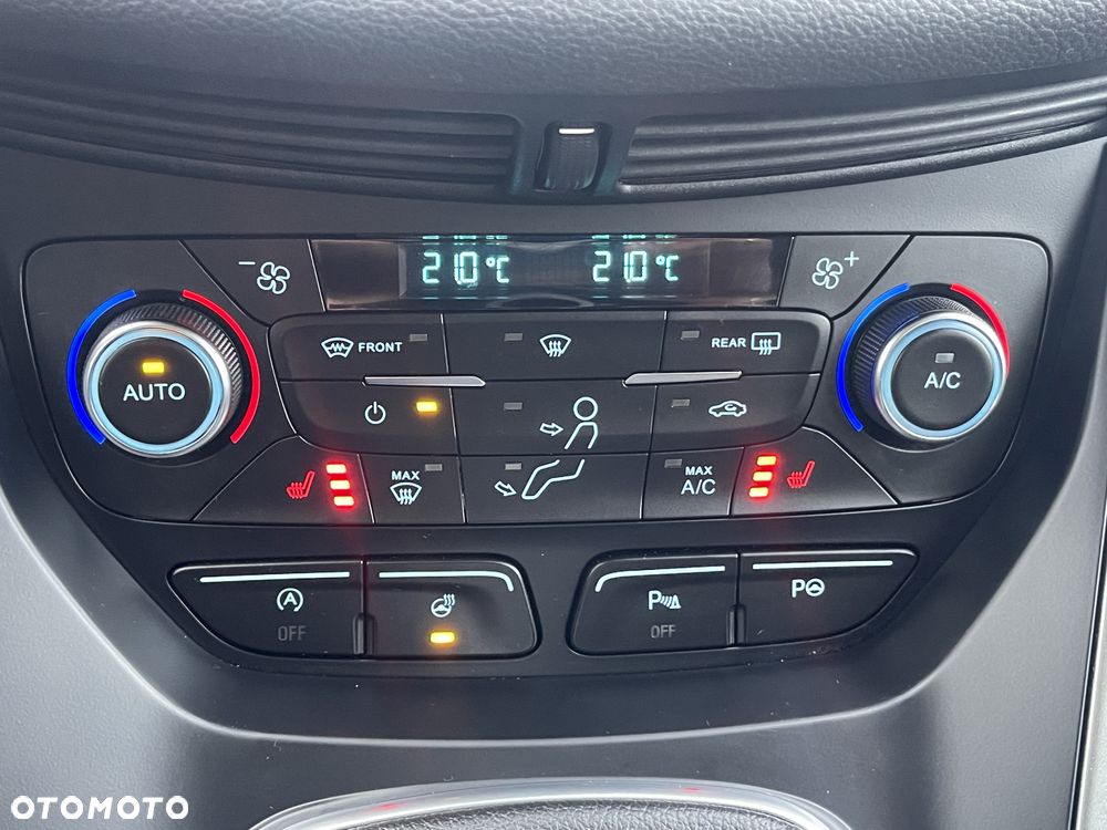Ford Kuga - 21