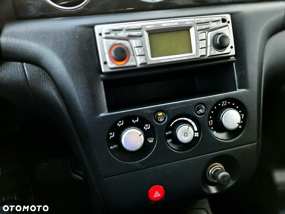 Mitsubishi Outlander 2.4 4WD Intense - 14