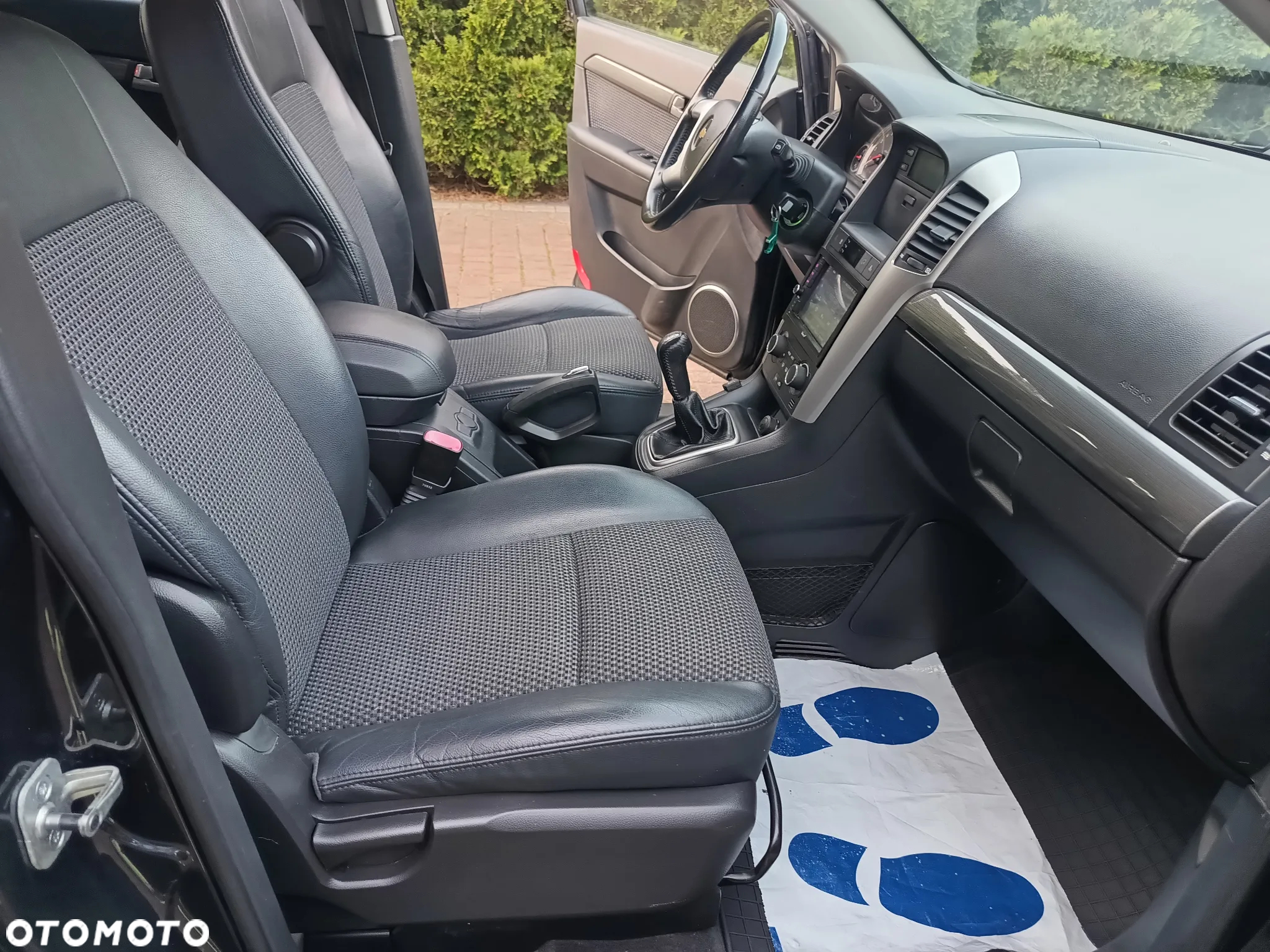 Chevrolet Captiva 2.4 4WD 7 Sitzer LT - 23