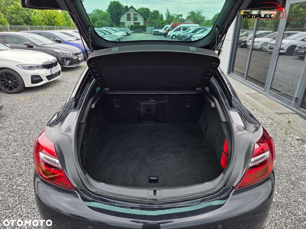 Opel Insignia - 10