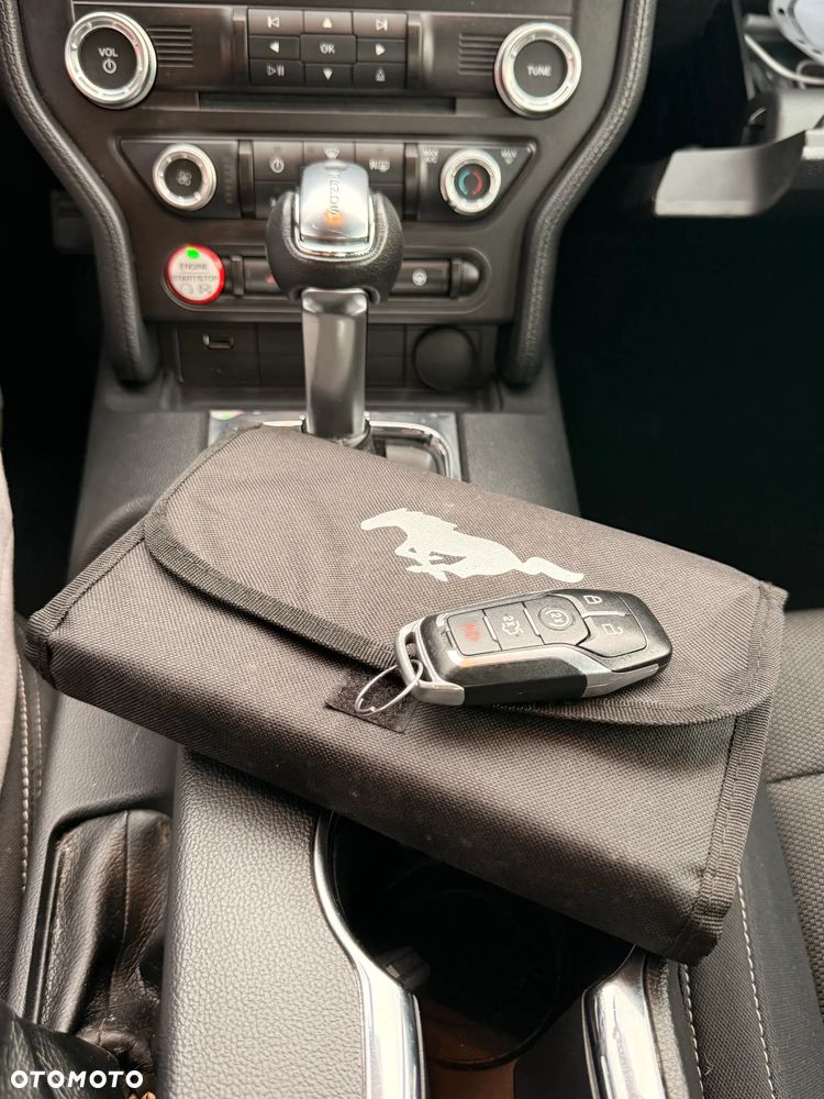 Ford Mustang 3.7 V6 Premium - 41